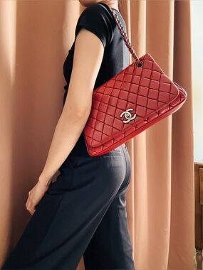 CHANEL Red Quilted Lambskin in ruthenium hardware